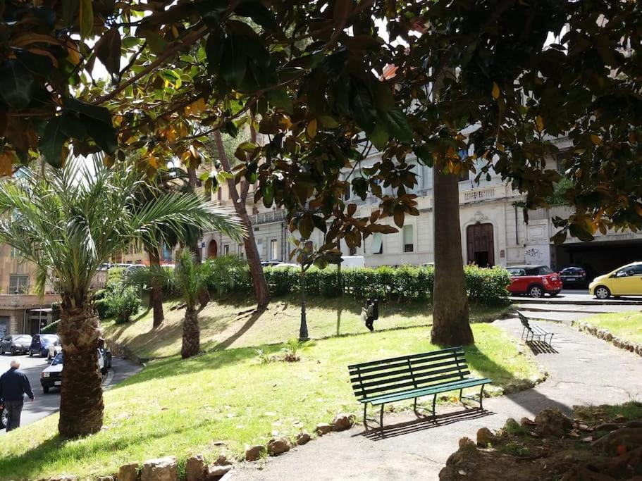La Casa Del Forziere Verde La Spezia Bagian luar foto