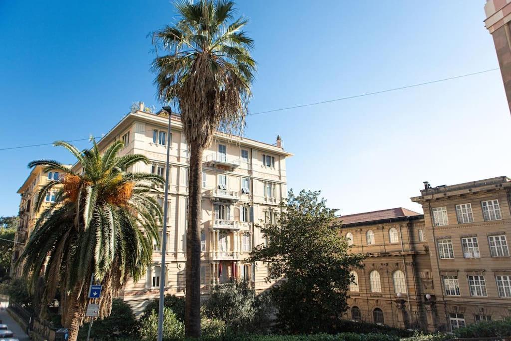 La Casa Del Forziere Verde La Spezia Bagian luar foto