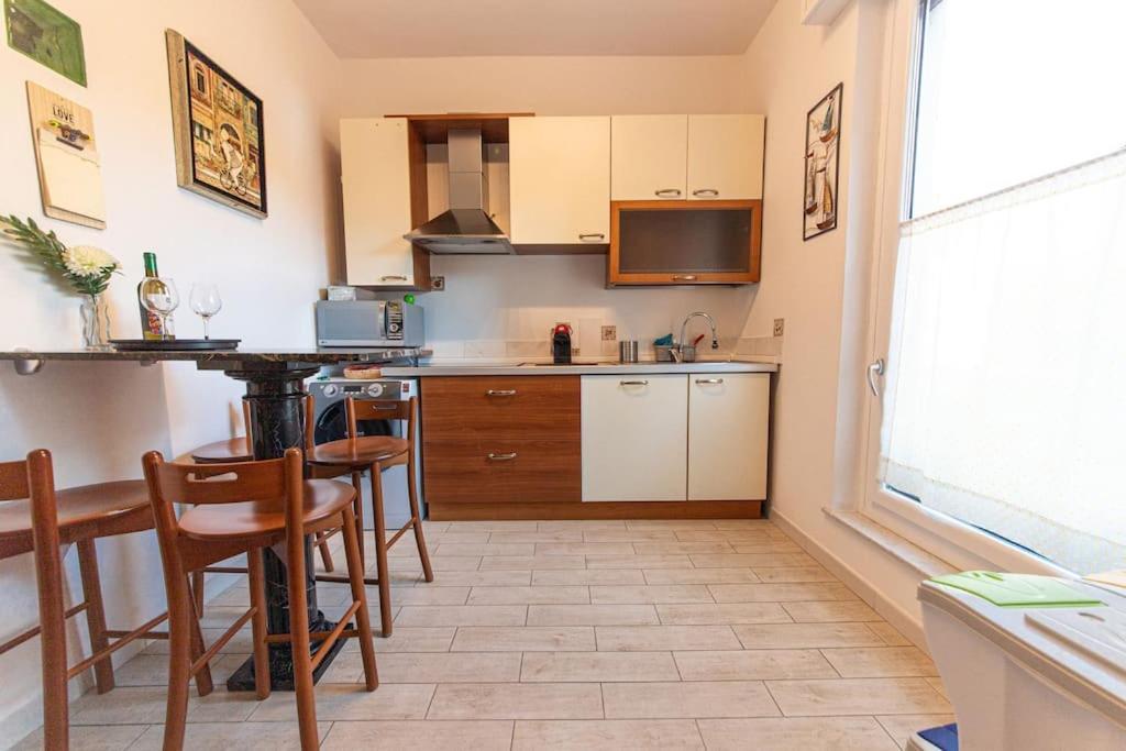 La Casa Del Forziere Verde La Spezia Bagian luar foto