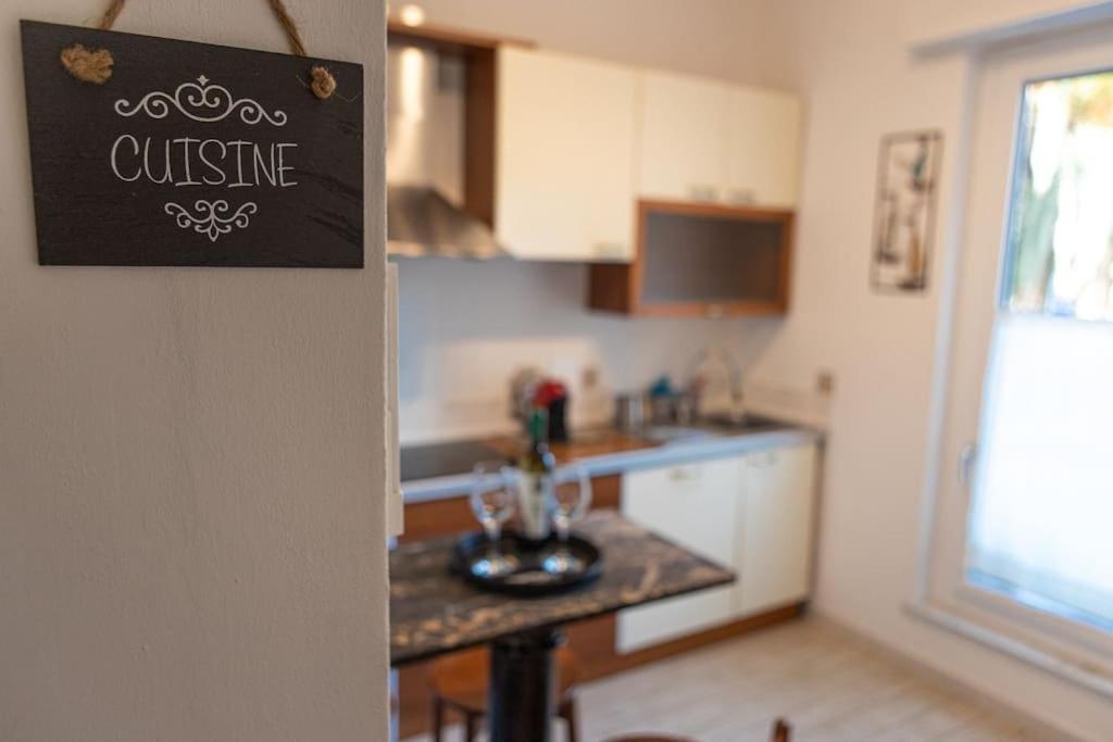 La Casa Del Forziere Verde La Spezia Bagian luar foto